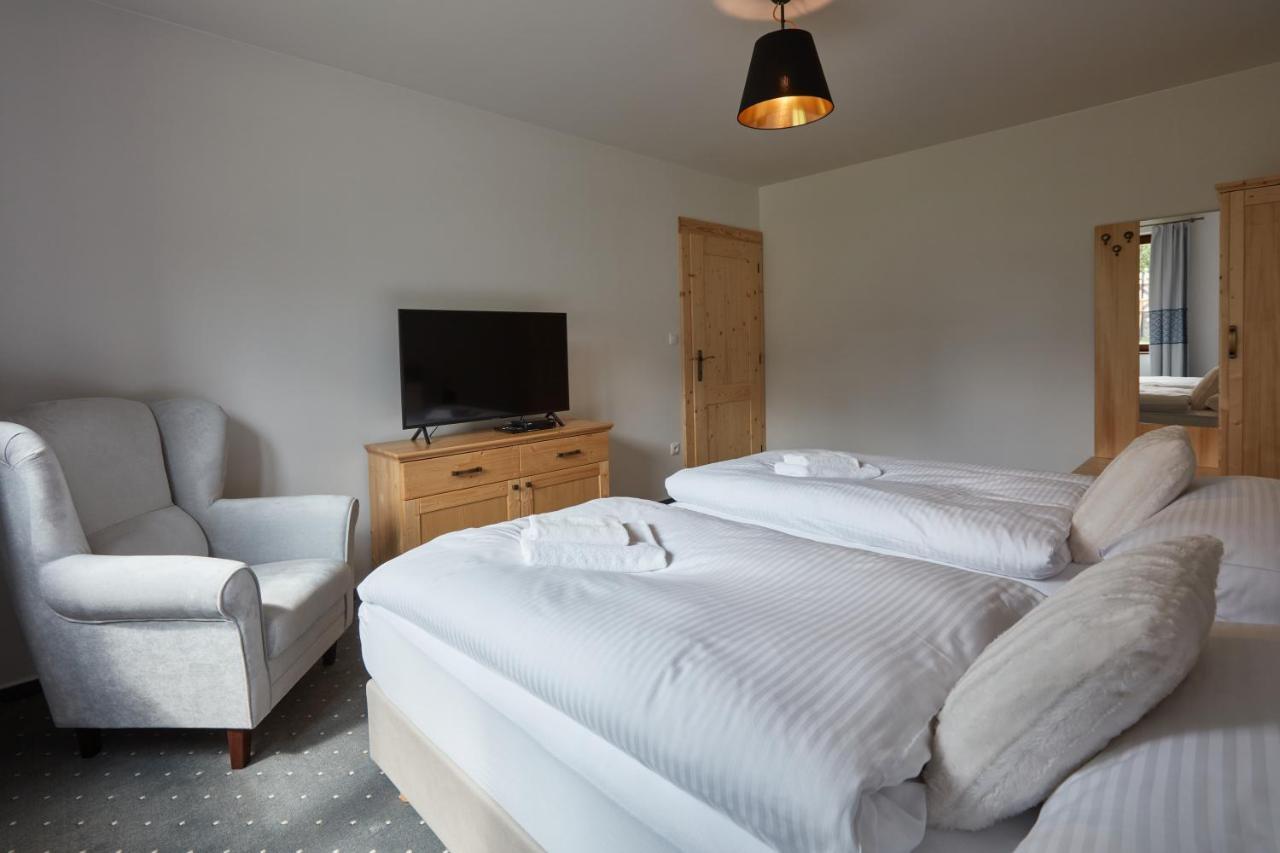 Rezort Gothal Apartmany A Penziony ドノヴァリ エクステリア 写真