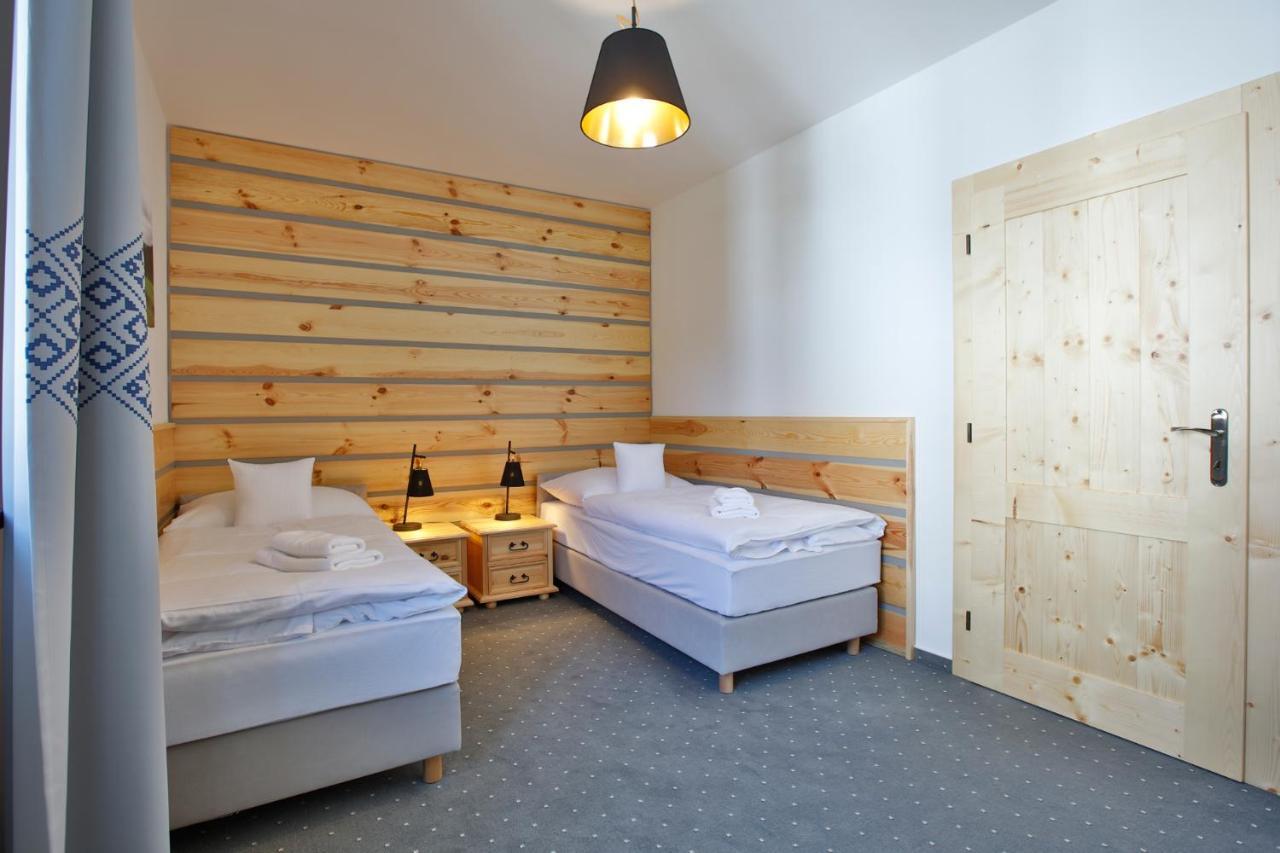 Rezort Gothal Apartmany A Penziony ドノヴァリ エクステリア 写真