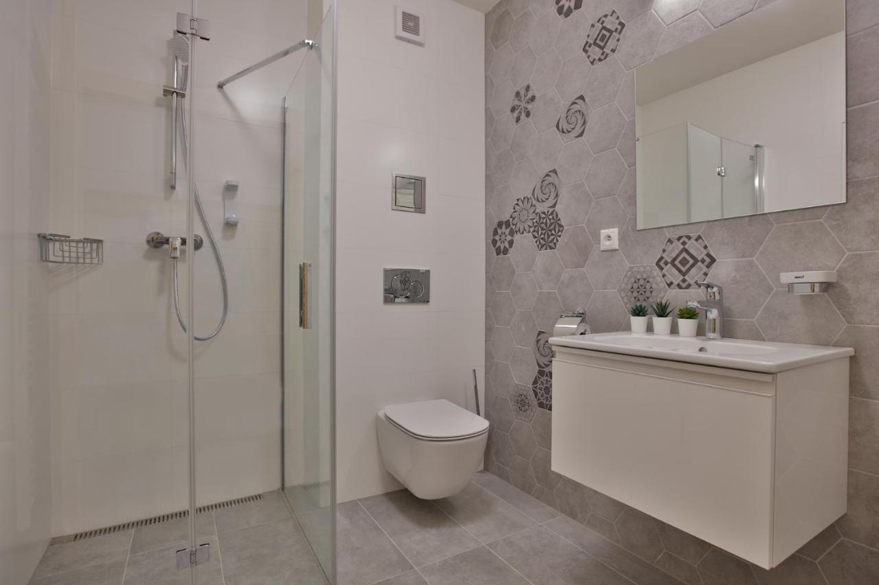 Rezort Gothal Apartmany A Penziony ドノヴァリ エクステリア 写真